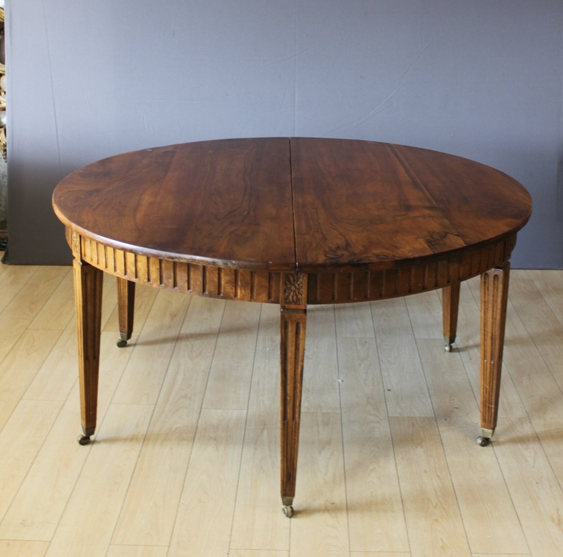 Table à Ceinture Louis XVI , Diamètre 155 cm , XIXe
