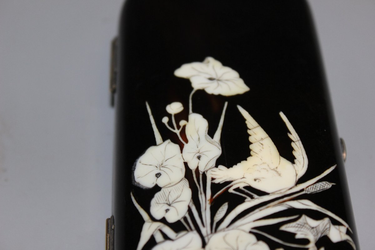 19th-century Tortoiseshell Case With Ivory Inlay-photo-4