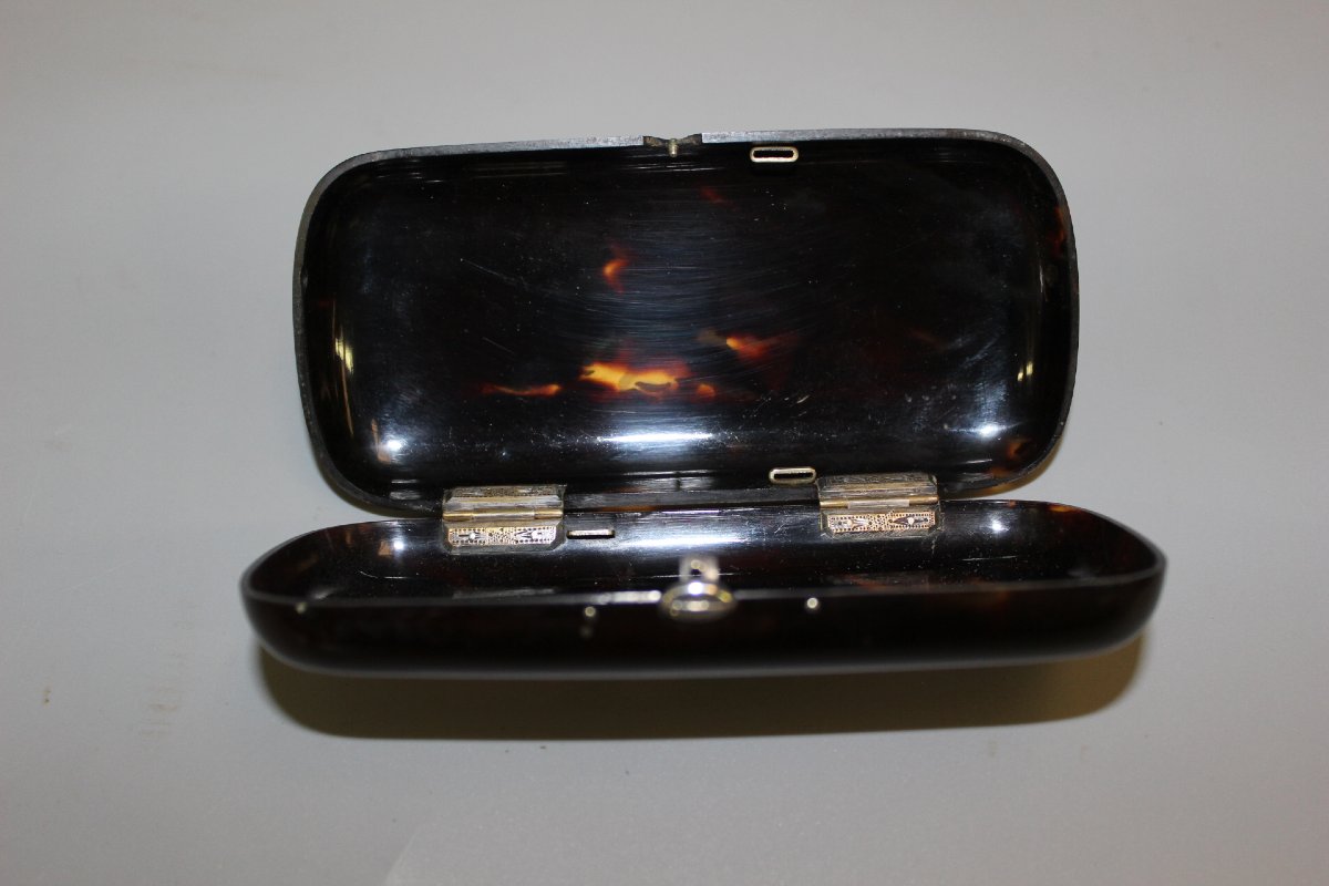 19th-century Tortoiseshell Case With Ivory Inlay-photo-2