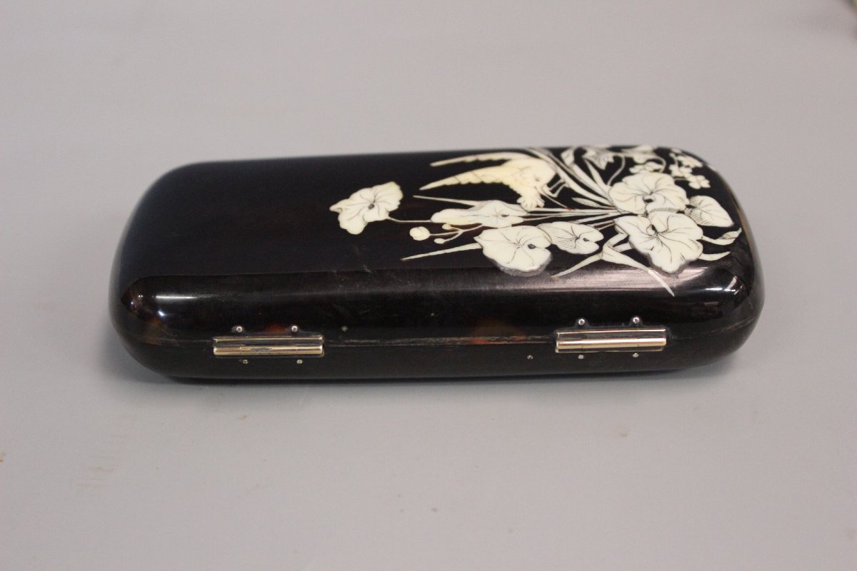 19th-century Tortoiseshell Case With Ivory Inlay-photo-8