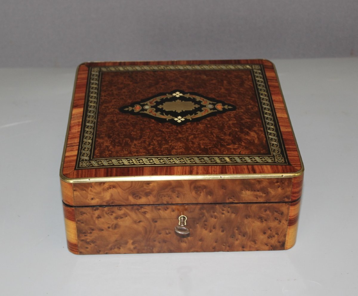 Coffret Napoléon III à bijoux en marqueterie fin XIX