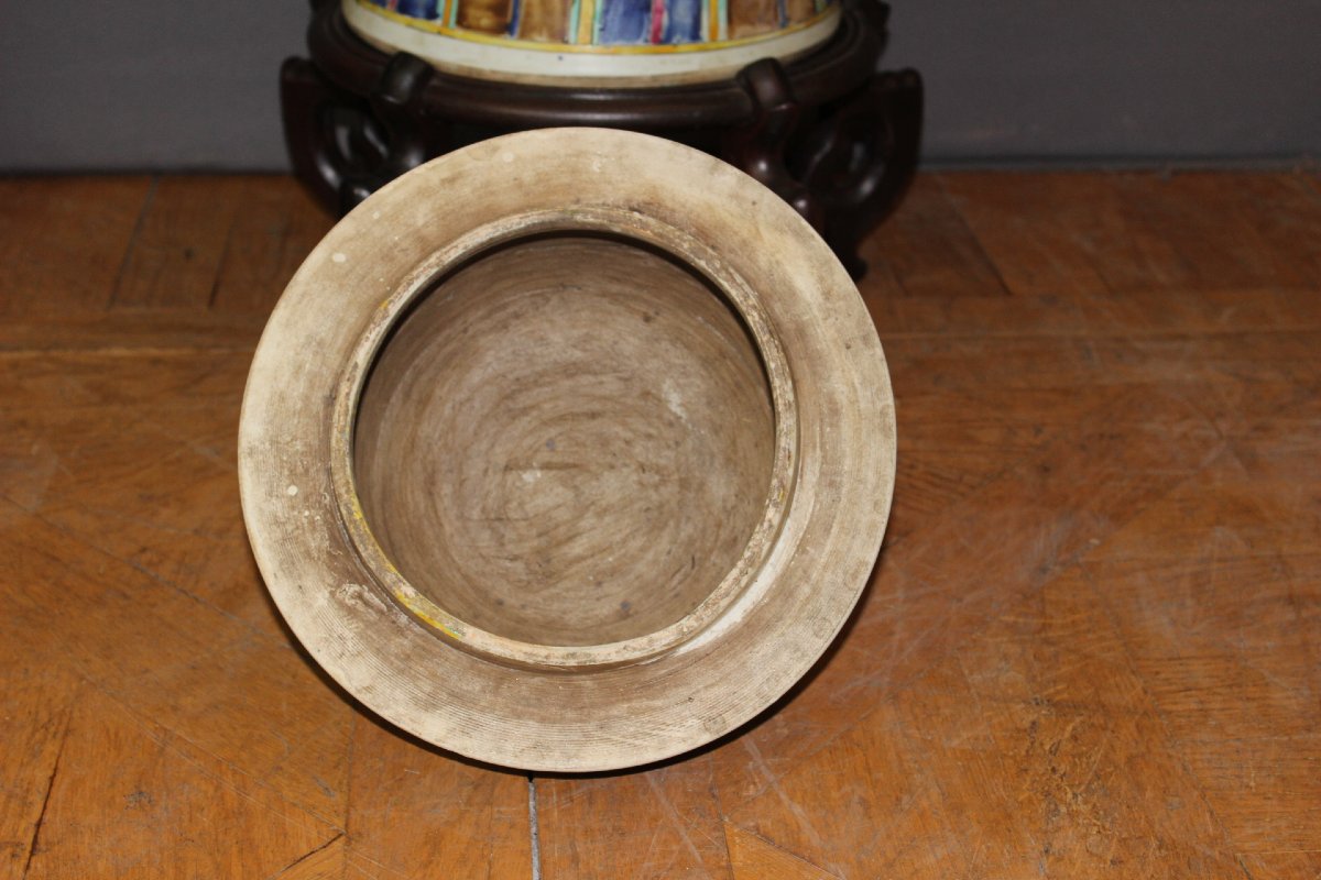 Paire de Vases Chinois d'Apparat sur socle en Bois XX-photo-3