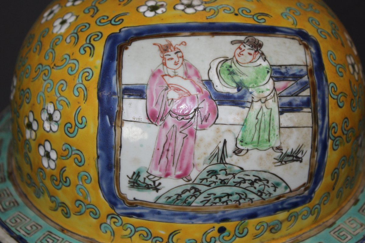 Paire de Vases Chinois d'Apparat sur socle en Bois XX-photo-6