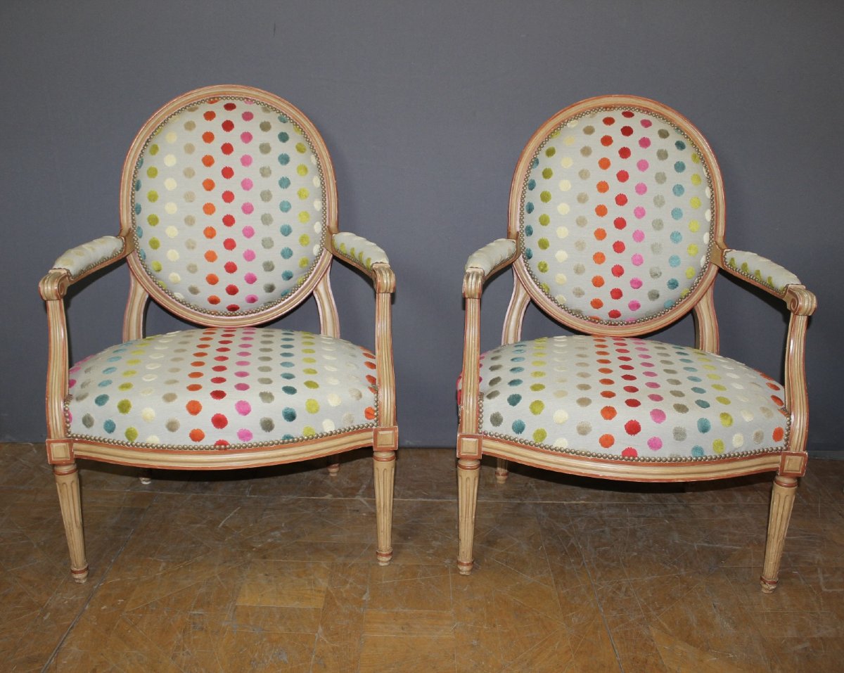Pair Of Louis XVI-style Medallion Armchairs  -photo-7