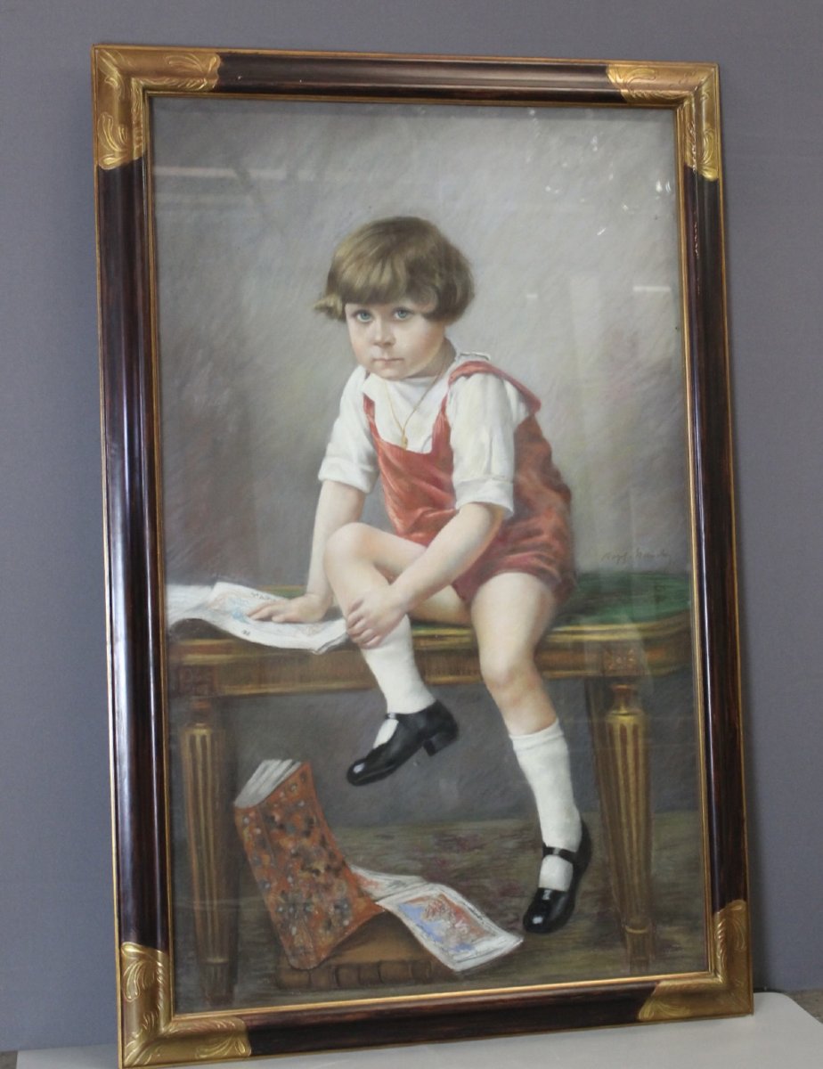 Pastel, "the Seated Child," 122/81 Cm, Ca. 1890