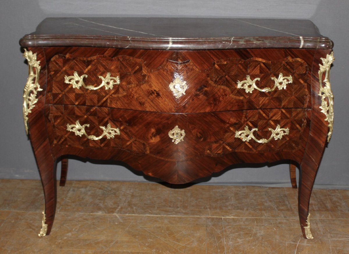 Commode Louis XV en Marqueterie de Palissandre , Début XIXe