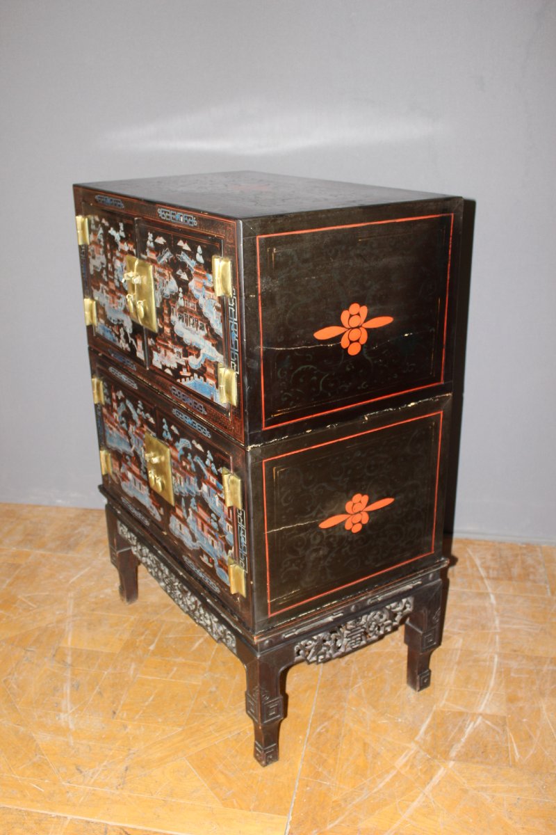 Chinese Lacquered Wooden Sideboard, Circa 1930-photo-4