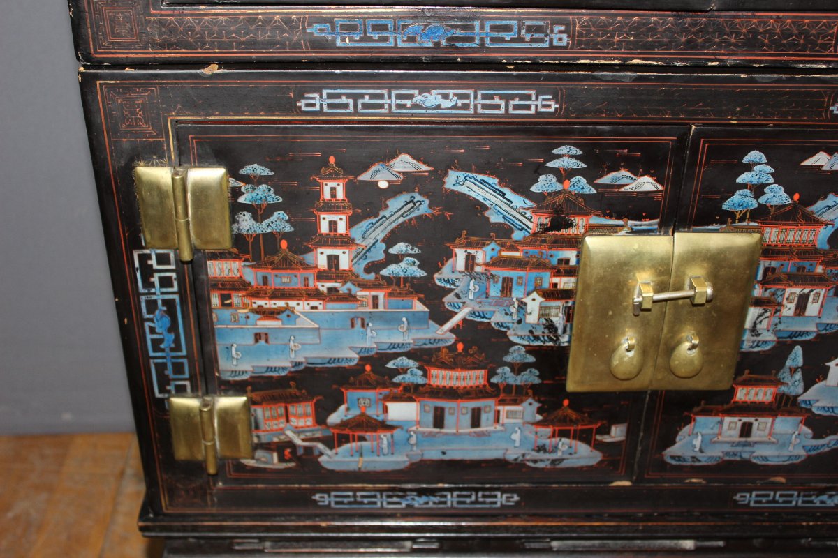 Chinese Lacquered Wooden Sideboard, Circa 1930-photo-5