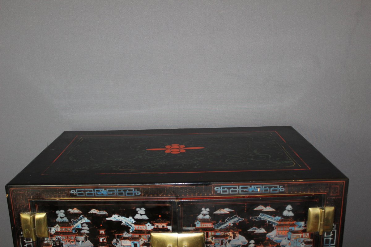 Chinese Lacquered Wooden Sideboard, Circa 1930-photo-7