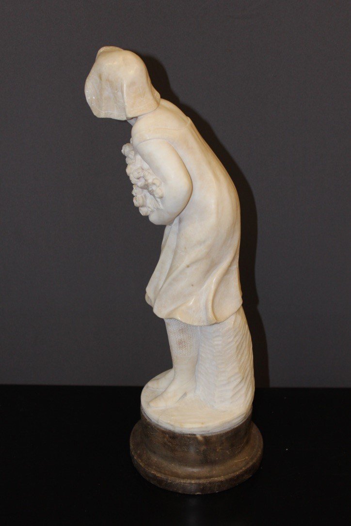 Alabaster Sculpture Representing A Young Woman With Roses Around 1900-photo-2