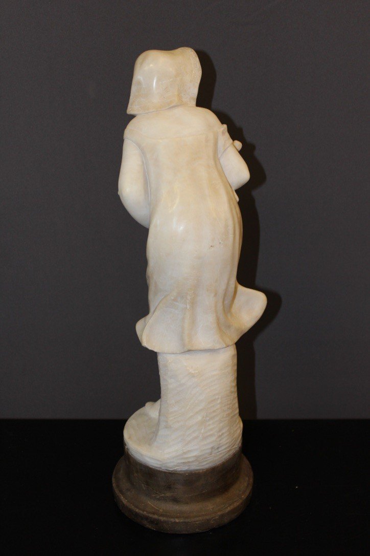 Alabaster Sculpture Representing A Young Woman With Roses Around 1900-photo-4