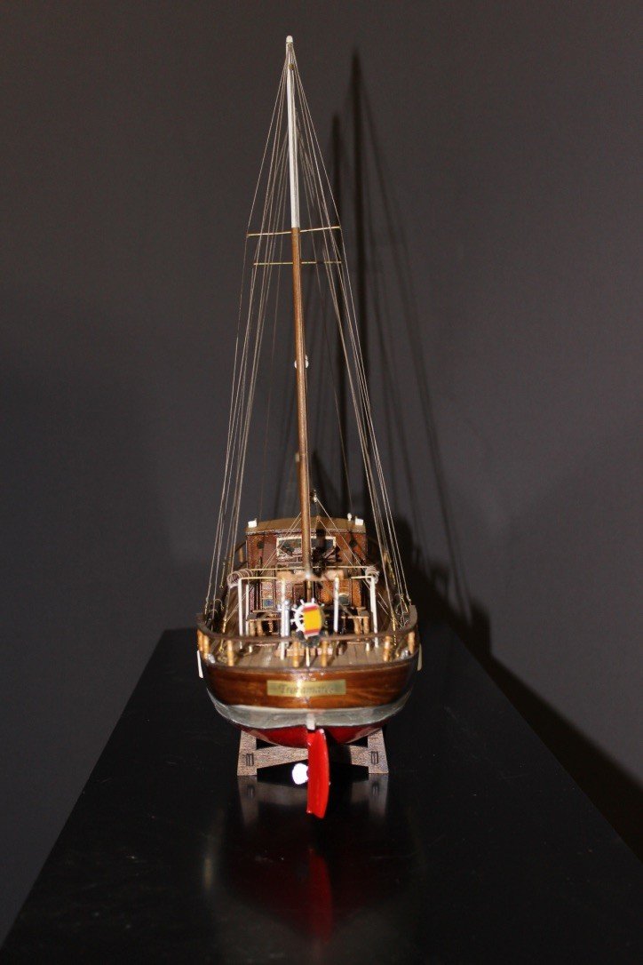 Wooden Model Of A Sailing Cruise Ship Circa 1970-photo-5