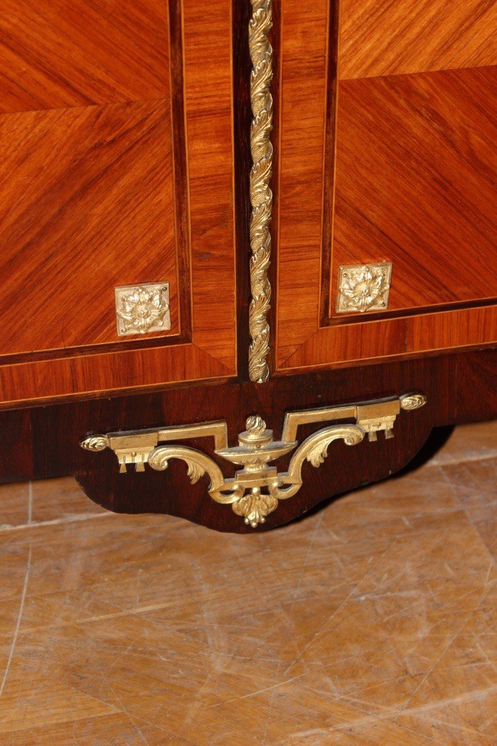 Louis XVI Style Showcase In Marquetry Late XIX-photo-4