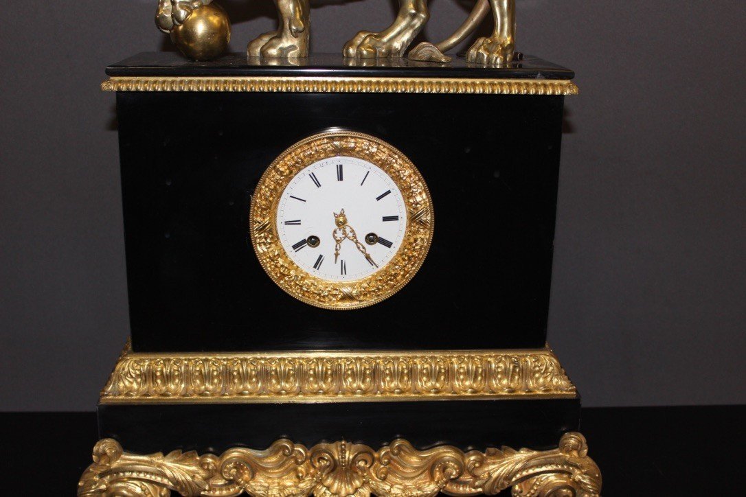 Restoration Period Clock With The Lion Of Venice In Marble And Gilt Bronze-photo-3