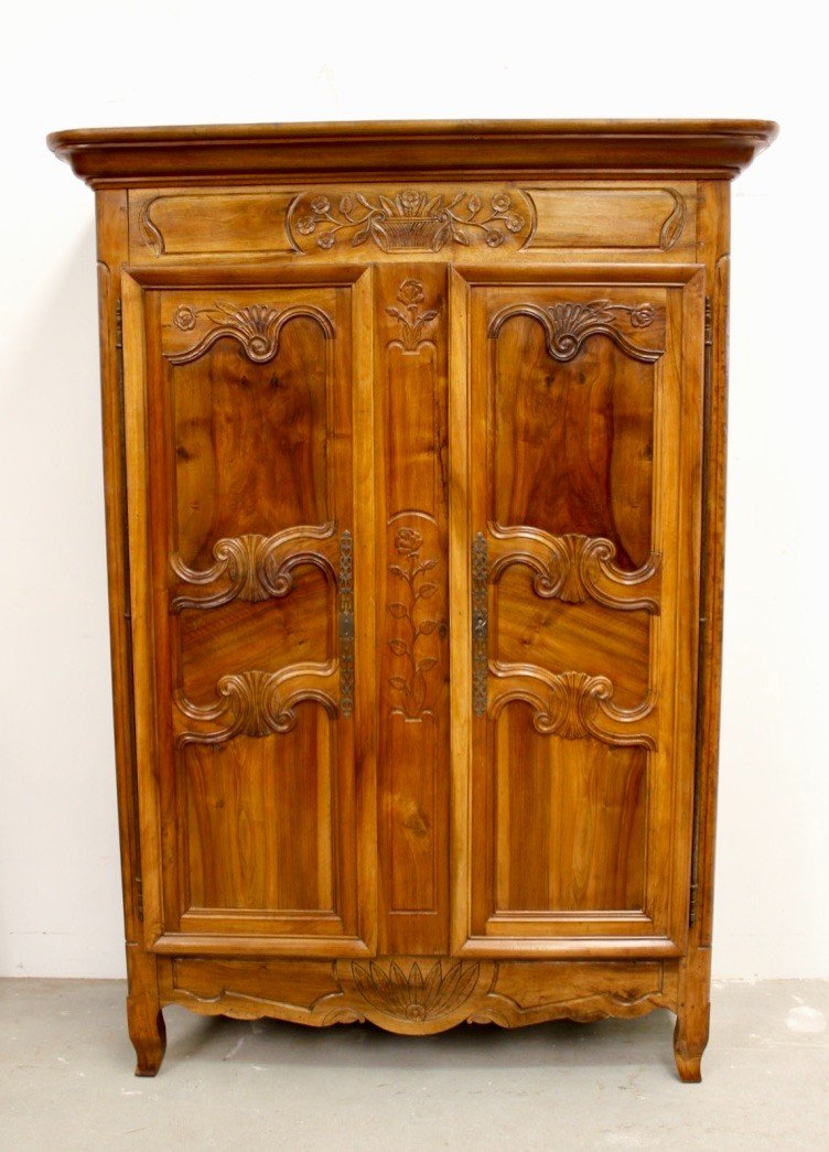 Armoire Bressane En Noyer XIX