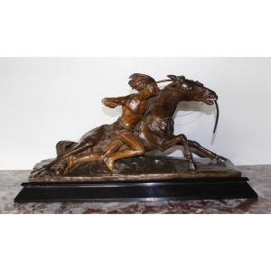 Bronze Par Edouard Drouot Indien En Embuscade Devant Son Cheval