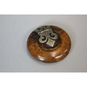 Tabatière en Loupe de Thuyas datée 1791