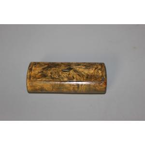 Burr Walnut And Horn Snuffbox Circa 1880
