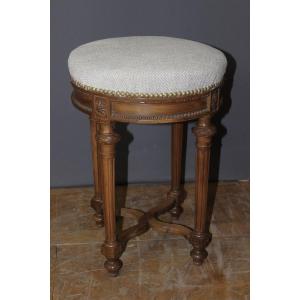 Tabouret de Style Louis XVI en Noyer vers 1900