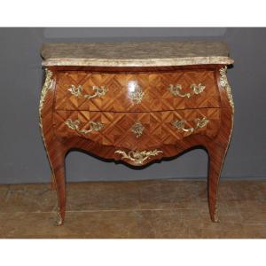 Commode Louis XV en marqueterie XX