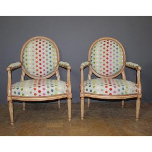 Pair Of Louis XVI-style Medallion Armchairs