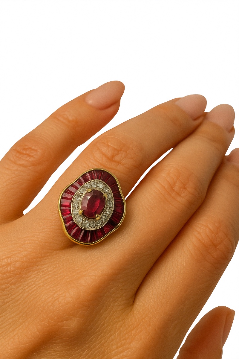 Bague Art Déco Vers 1930 En Or 18 Carats, Rubis Et Diamants