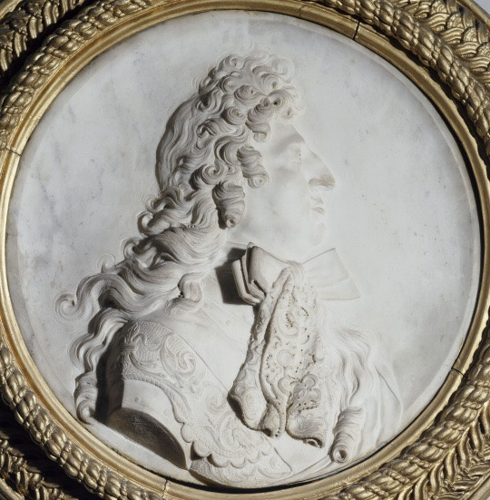 Louis XIV  médaillon,  Louis XIV-photo-4