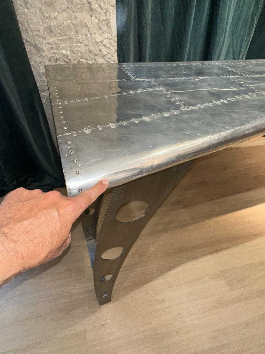 Bureau en forme Aile d’avion “Wing” en aluminium -photo-5