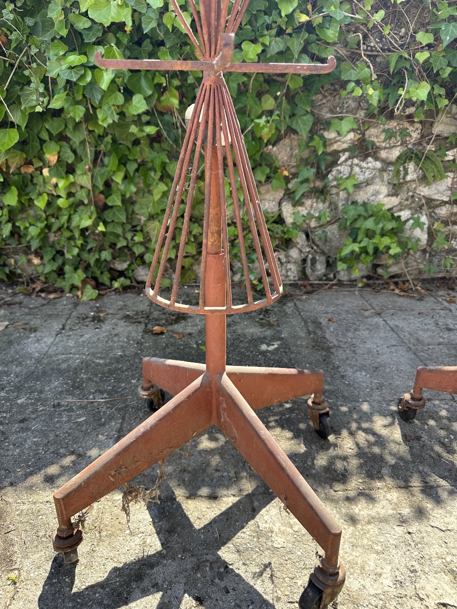 Grande Paire de Porte-Fleurs en Fer Forgé Rouge Sang-de-Bœuf – Début du XXe Siècle-photo-4