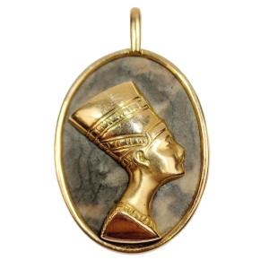 Spectacular Pendant, In Gold, Representing Nefertiti