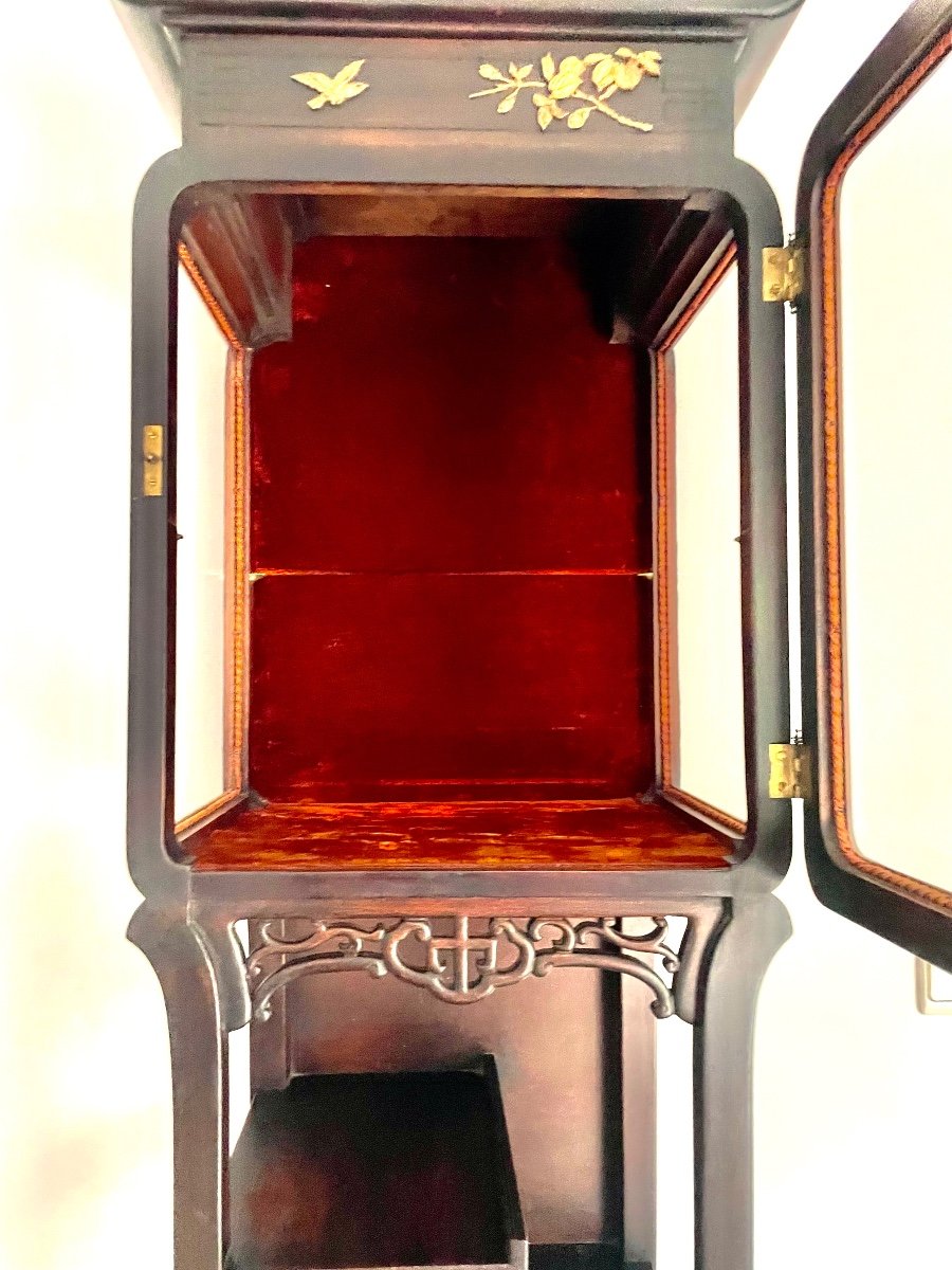 Gabriel Viardot ( Dans Le Goût), Vitrine Japonisante En Bois  Teinté Et Ajouré,  Circa 1890-photo-2