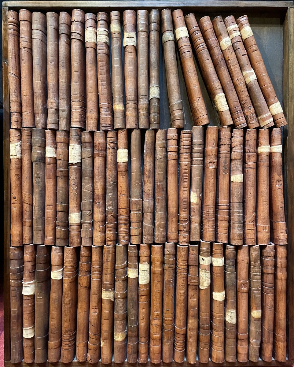 Sandstone Sculpture, Mock Codex Library, Ca. 1960, Wooden Frame, Dimensions 103x81x8cm-photo-3