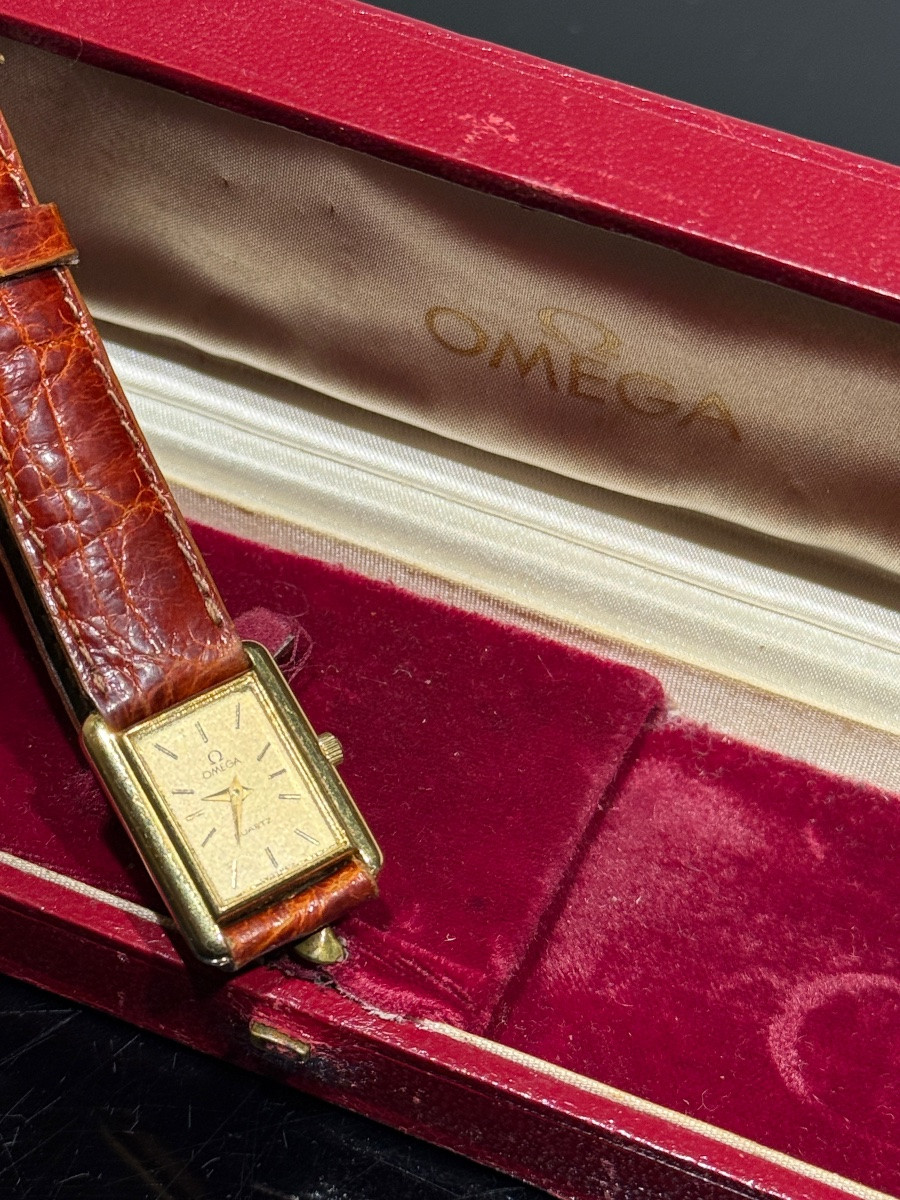 Montre femme tank omega en or 18 carats et bracelet cuir-photo-4