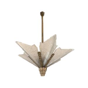 Lustre en verre moulé à la presse et bronze nickelé Art Déco vers 1930