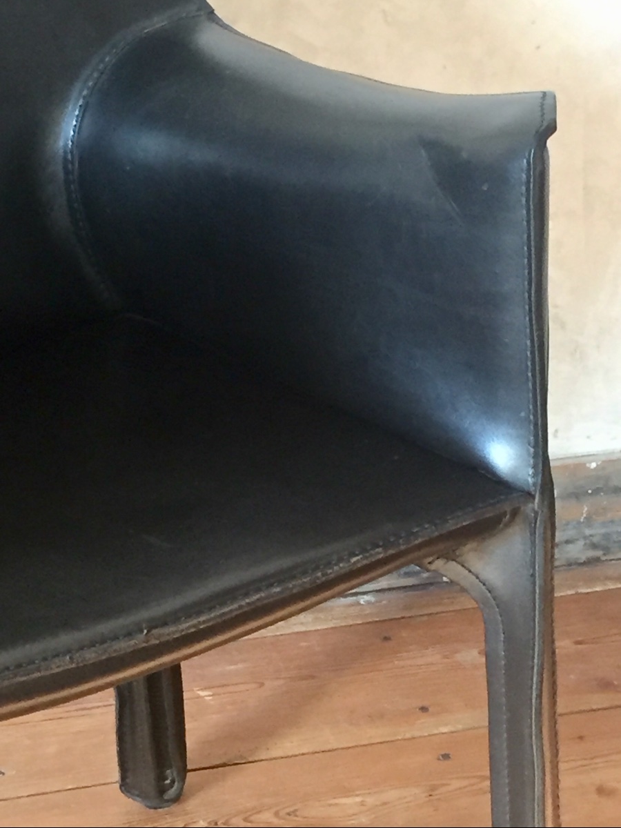 Pair Of Cab 413 Armchairs By Mario Bellini -photo-4