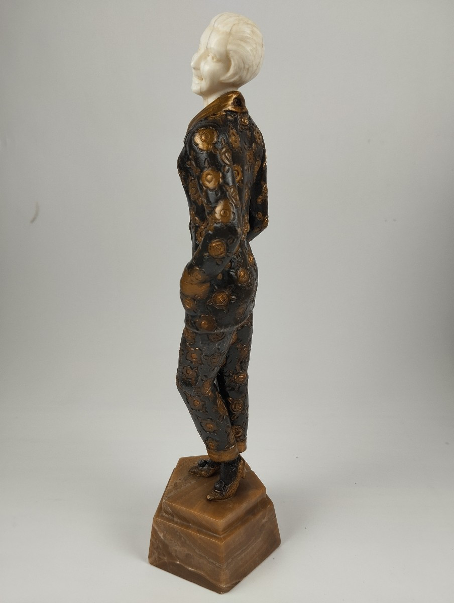 Art Deco Statuette Of An Elegant Woman By Dorval-photo-2
