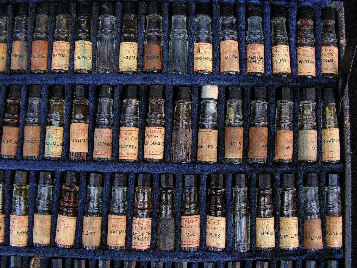 Ancien Orgue De Parfumeur Pour Nez Fabrication Des Parfums Natural Perfume Oil-photo-1