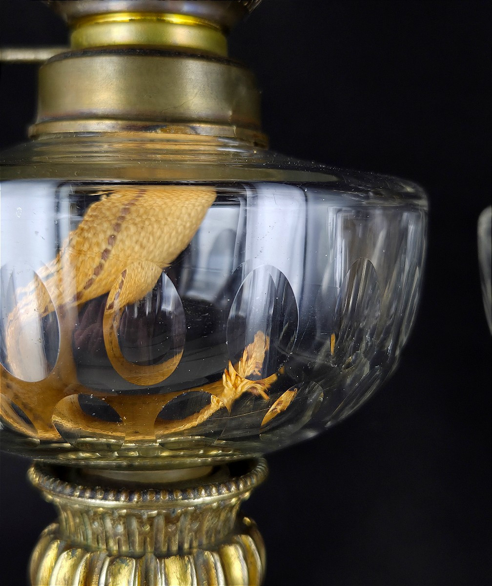 Pair Of Oil Lamps With Dolphins By Claude Jean Pitoin, Gilt Bronze, Baccarat Crystal-photo-4