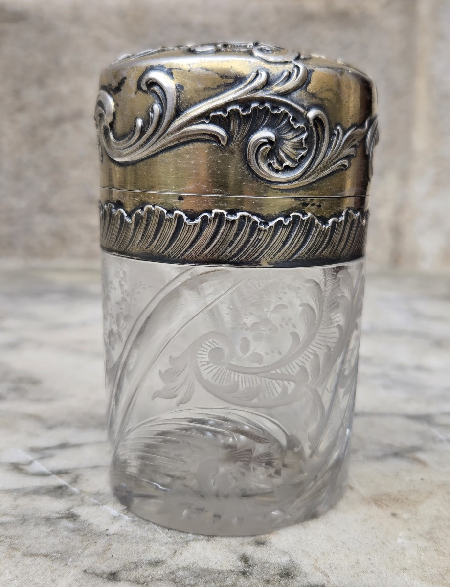 Bottle In Chiseled Crystal And Solid Silver, The Stopper Engraved With A Baccarat Heraldic Crown-photo-2