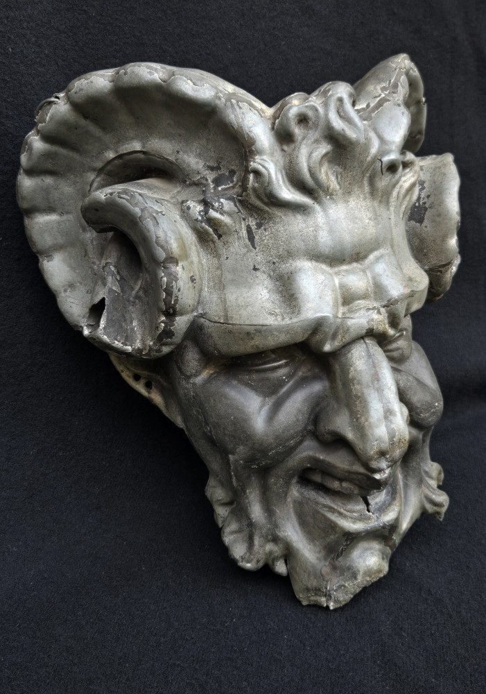 Zinc Faun Or Devil Head From The 19th Century, Decorative Facade Element.-photo-4