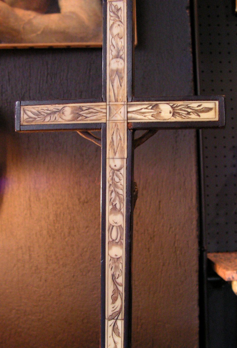 Croix d'Autel En plaquettes  d'Ivoire Gravées Et Bois Noirci XVIe - XVIIe Crucifix Christ-photo-5