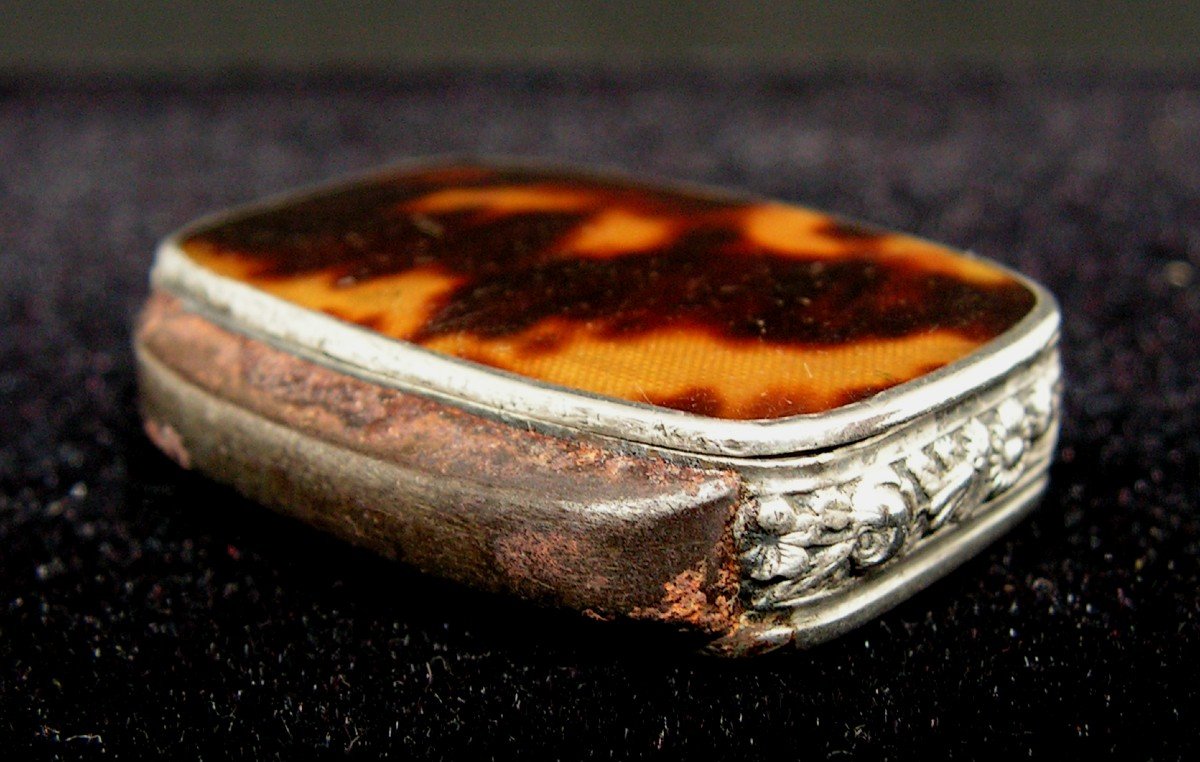 Rare Small Silver Tortoiseshell Flint Lighter Restoration Period 1819 Pyrogen Fire Box-photo-2