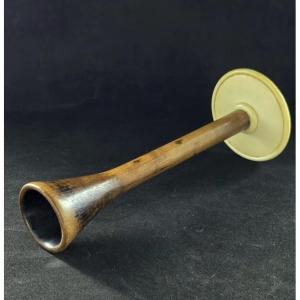 Stéthoscope milieu XIXeme , instrument de médecine.