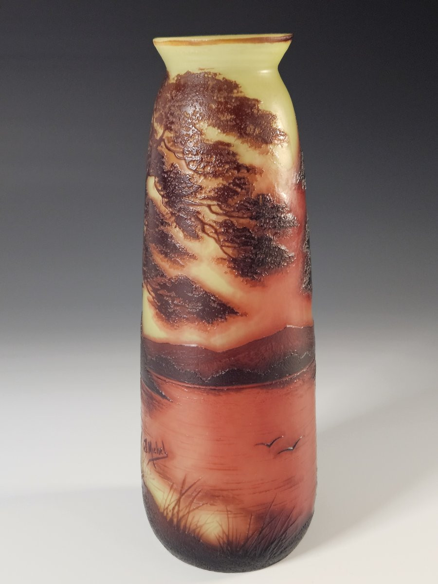 Vase Art Nouveau en verre dégagé à l’acide signé J.MICHEL - 26 cm-photo-3