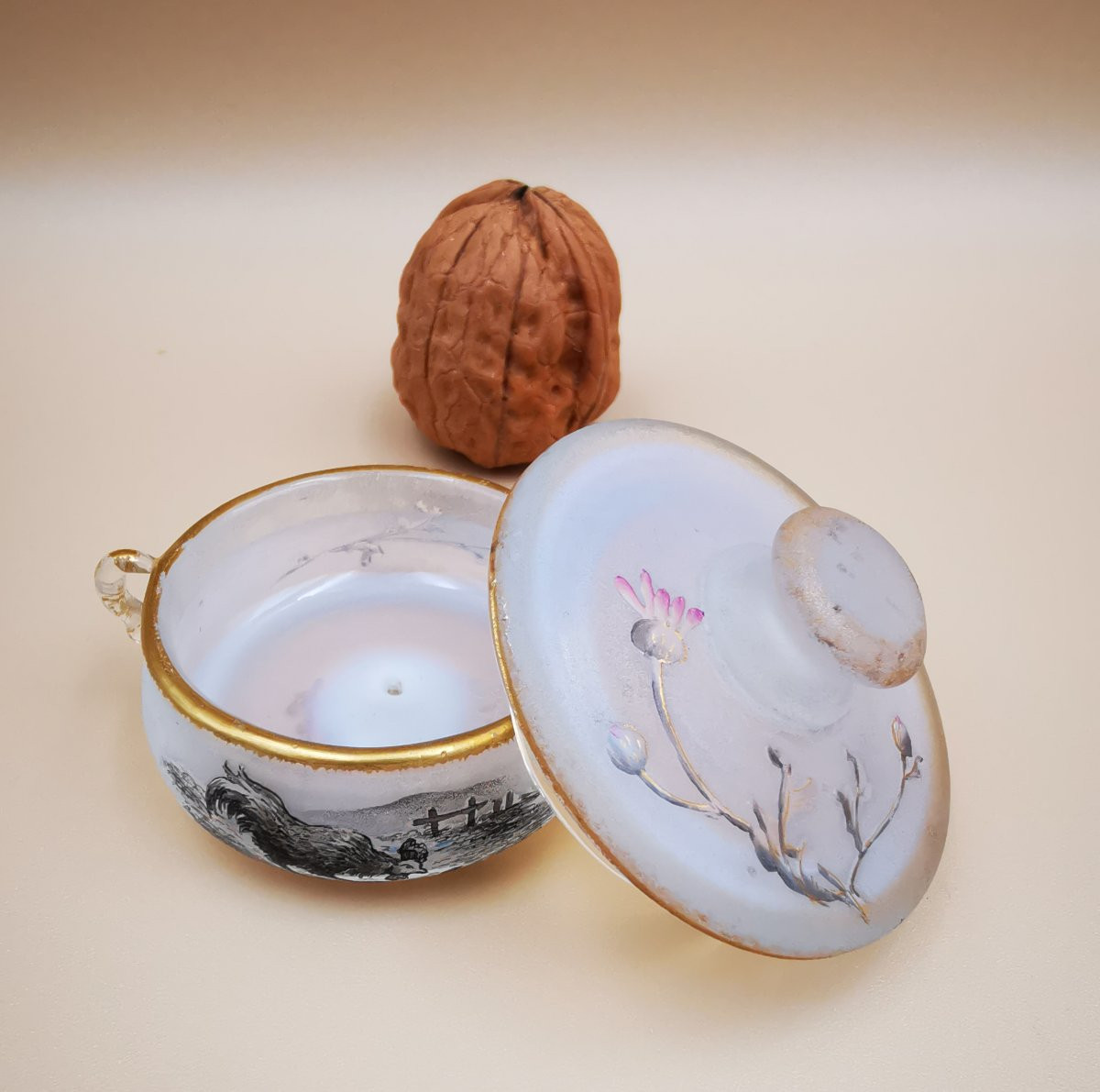 Daum Nancy Miniature Opalescent Covered Pot - Hen Décor - Fables La Fontaine 19th Century-photo-2
