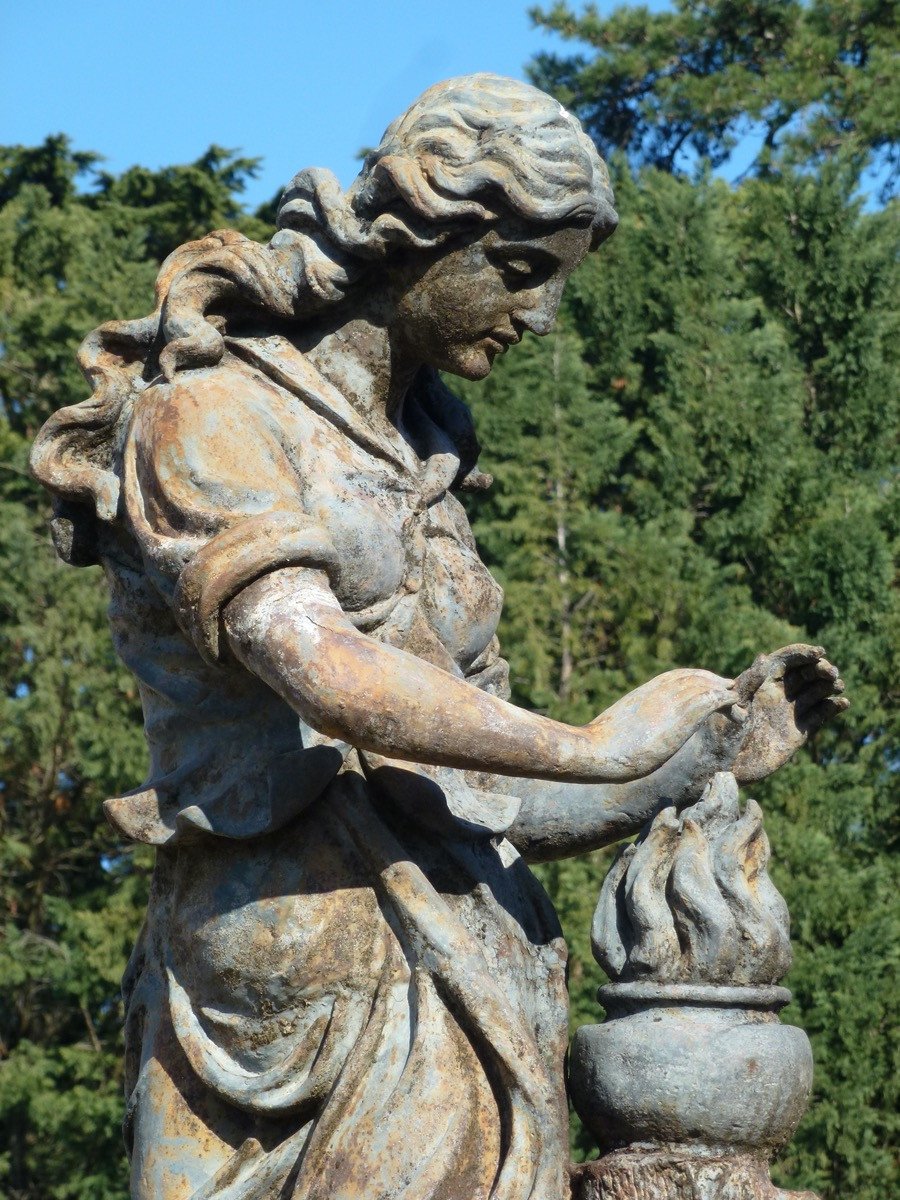Statue en fonte de fer de taille réelle, sculpture allégorique "les frimas de l'hiver"-photo-1