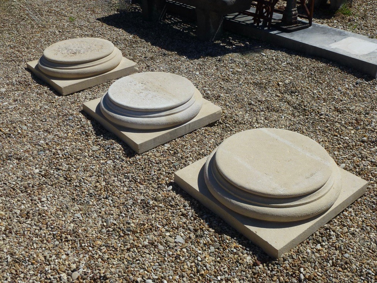 Suite de trois socles en pierre dure de Saint Martin Belle Roche-photo-4