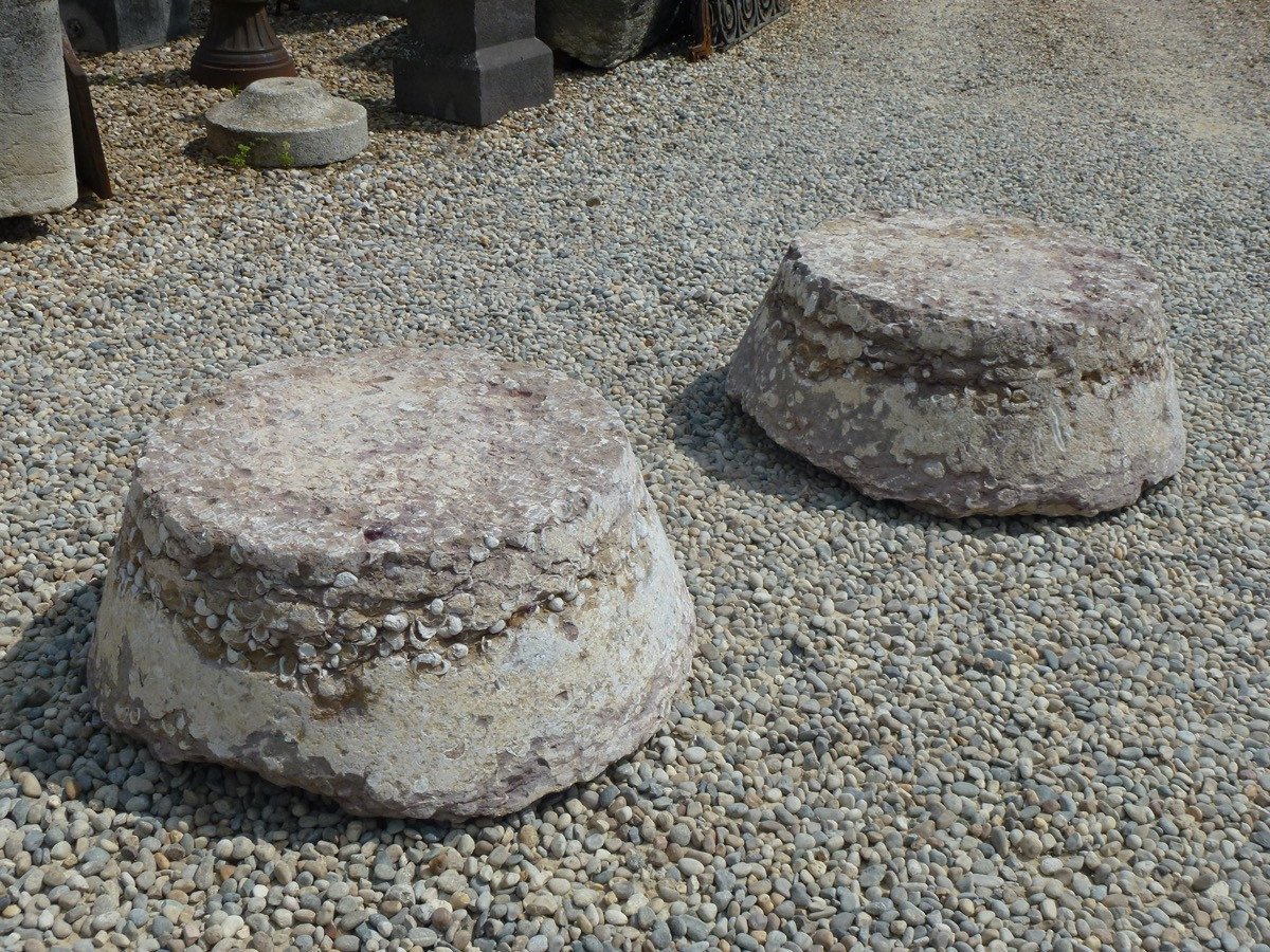 Imposante paire de socles en pierre de Saint Cyr au Mont d'Or-photo-2