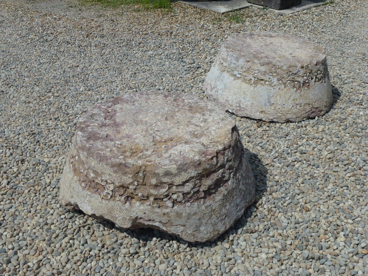 Imposante paire de socles en pierre de Saint Cyr au Mont d'Or-photo-4