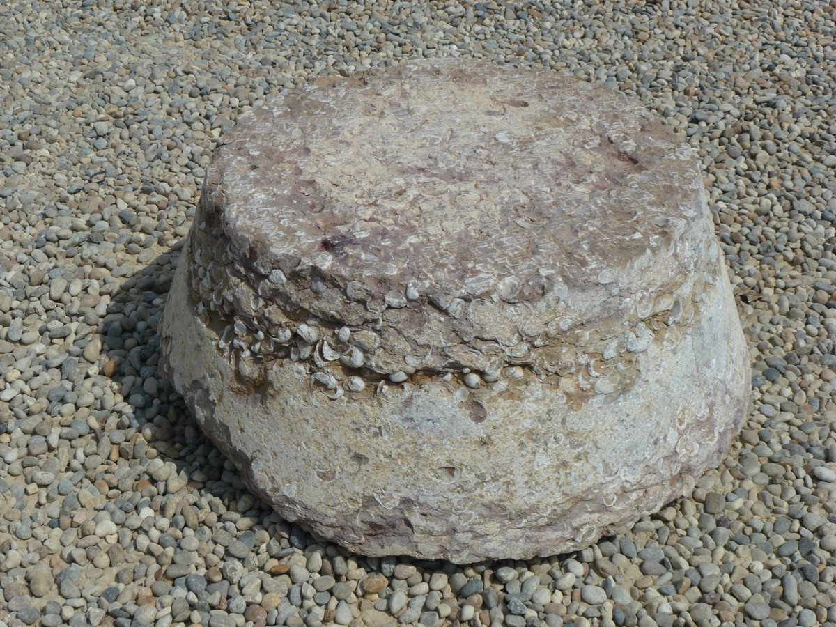 Imposing Pair Of Stone Plinths From Saint Cyr Au Mont d'Or-photo-2